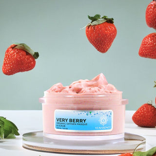 VERY BERRY Organic Oxygen Masque & Scrub with Antioxidants, Vitamin C & Superberries