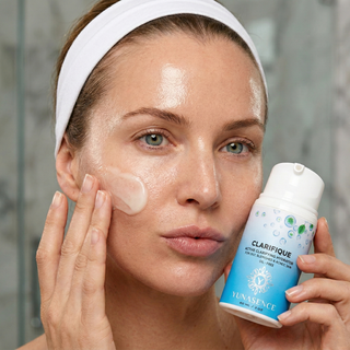 CLARIFIQUE Active Clarifying Hydrator For Oily, Blemished & Acneic Skin, Oil-Free
